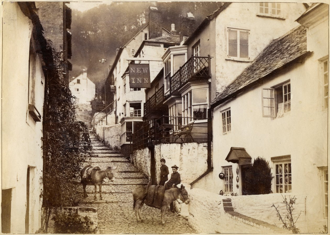 The New Inn and Street, Clovelly, Devon, Late 19th or Early 20th Century by Unbekannt