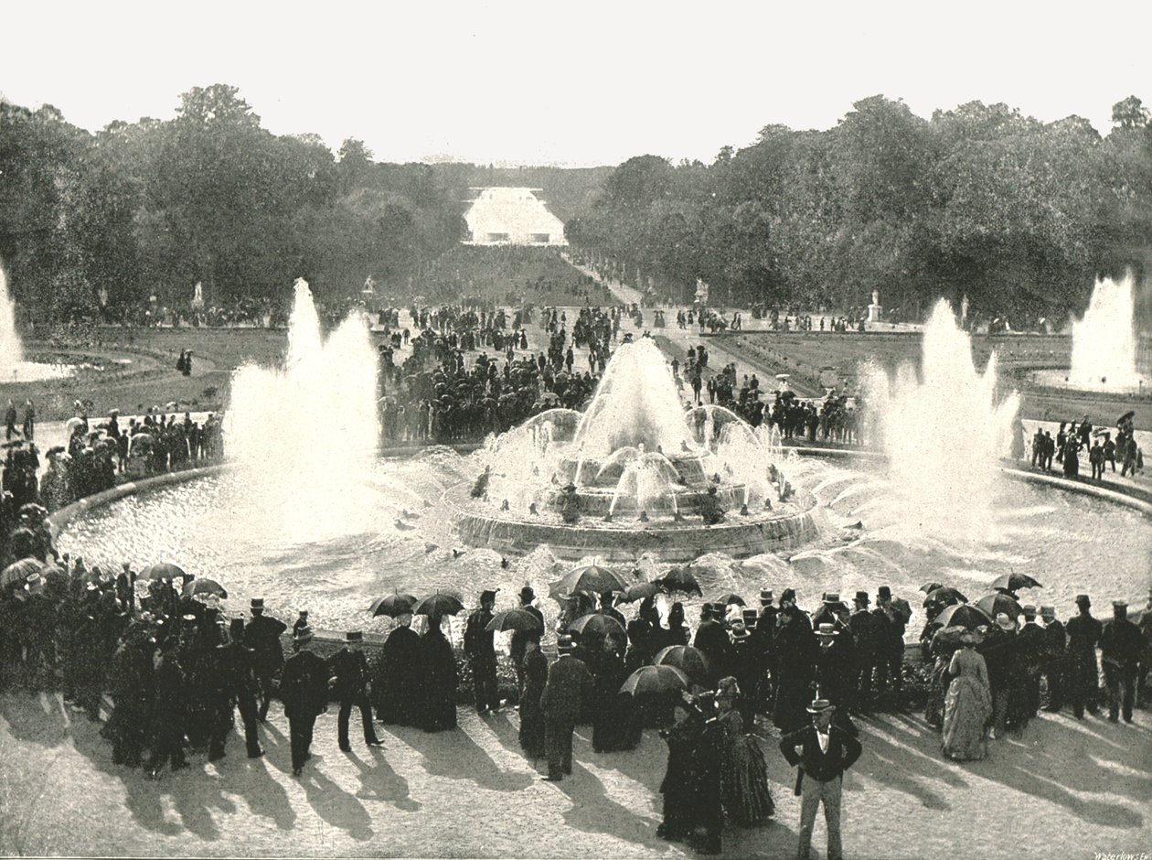 The Palace Fountains, Versailles, France by Unbekannt