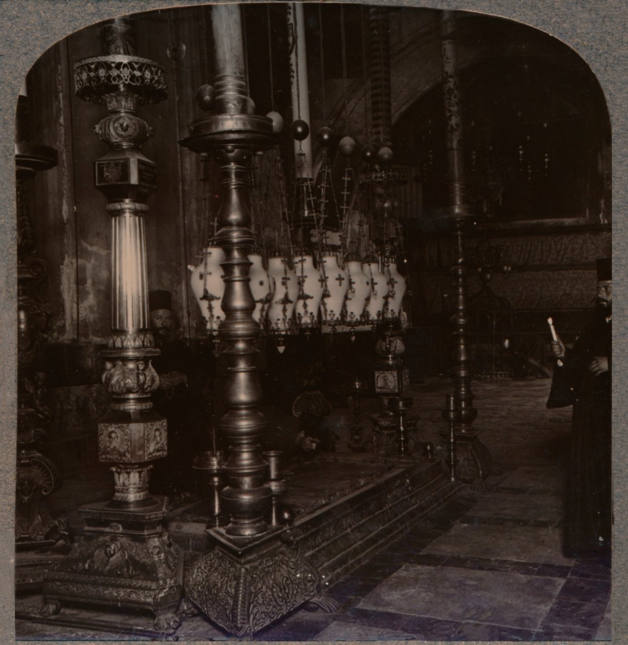 The Stone of Annunciation in the Holy Sepulchre Church, Jerusalem by Unbekannt