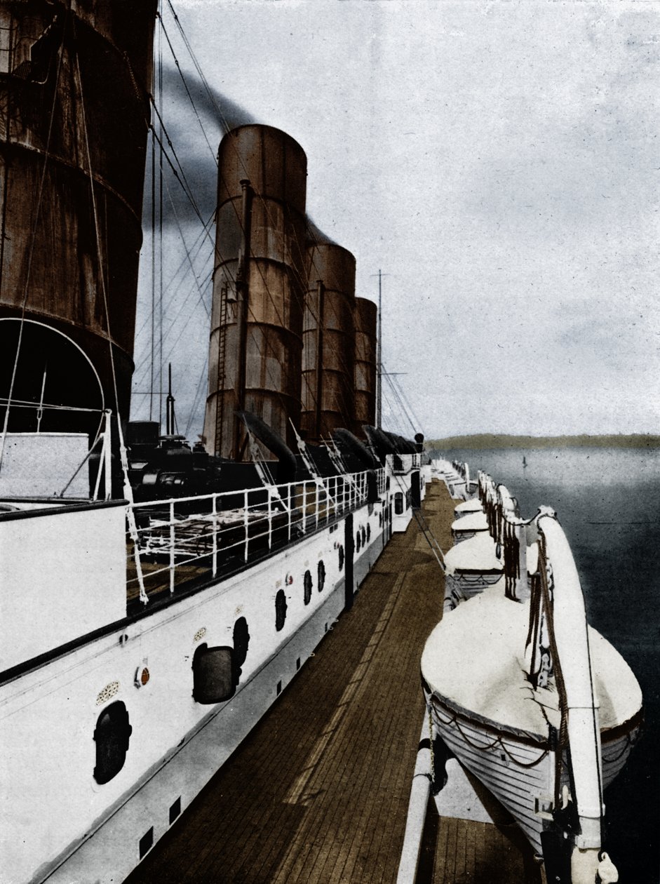 The Boat Deck of the Lusitania, Showing Lifeboats, 1915 by Unbekannt