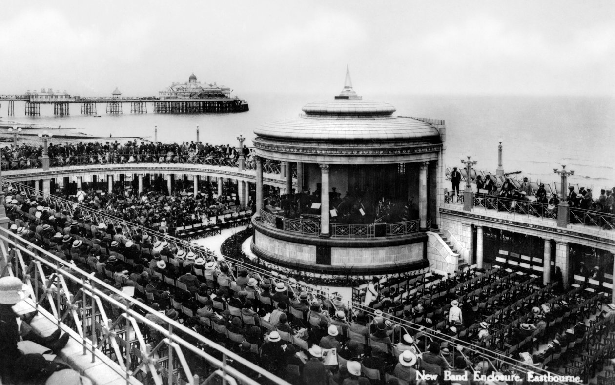 The new band enclosure, Eastbourne, East Sussex, early 20th century by Unbekannt