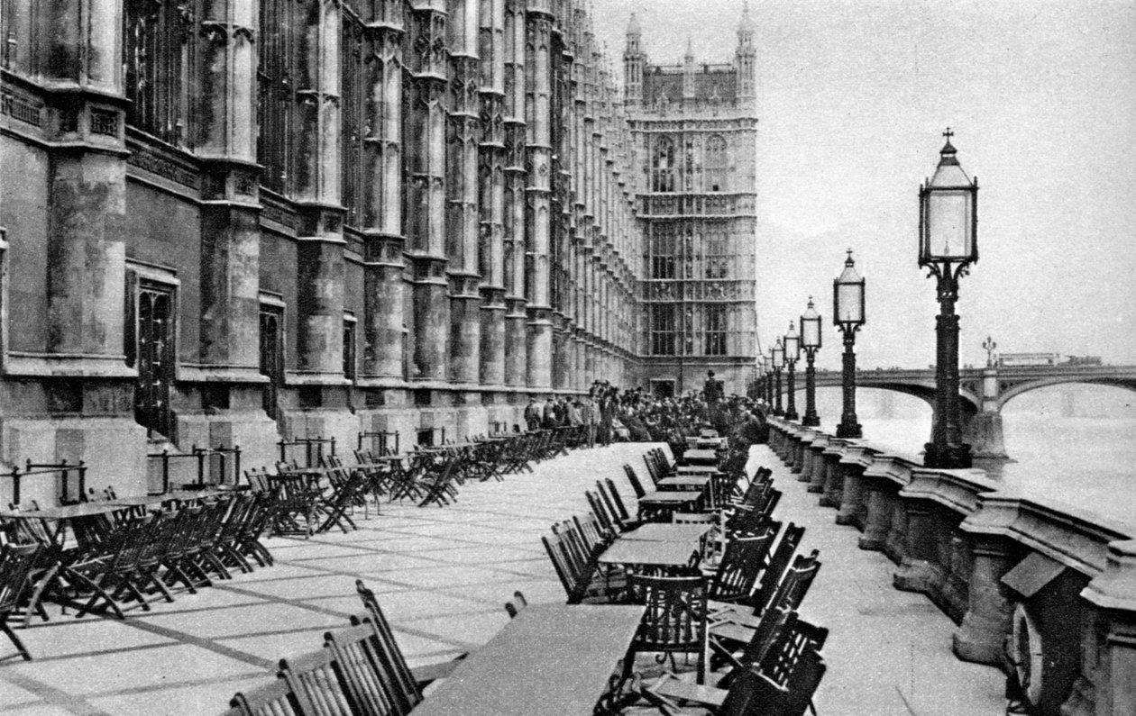 The terrace of the House of Commons, London by Unbekannt