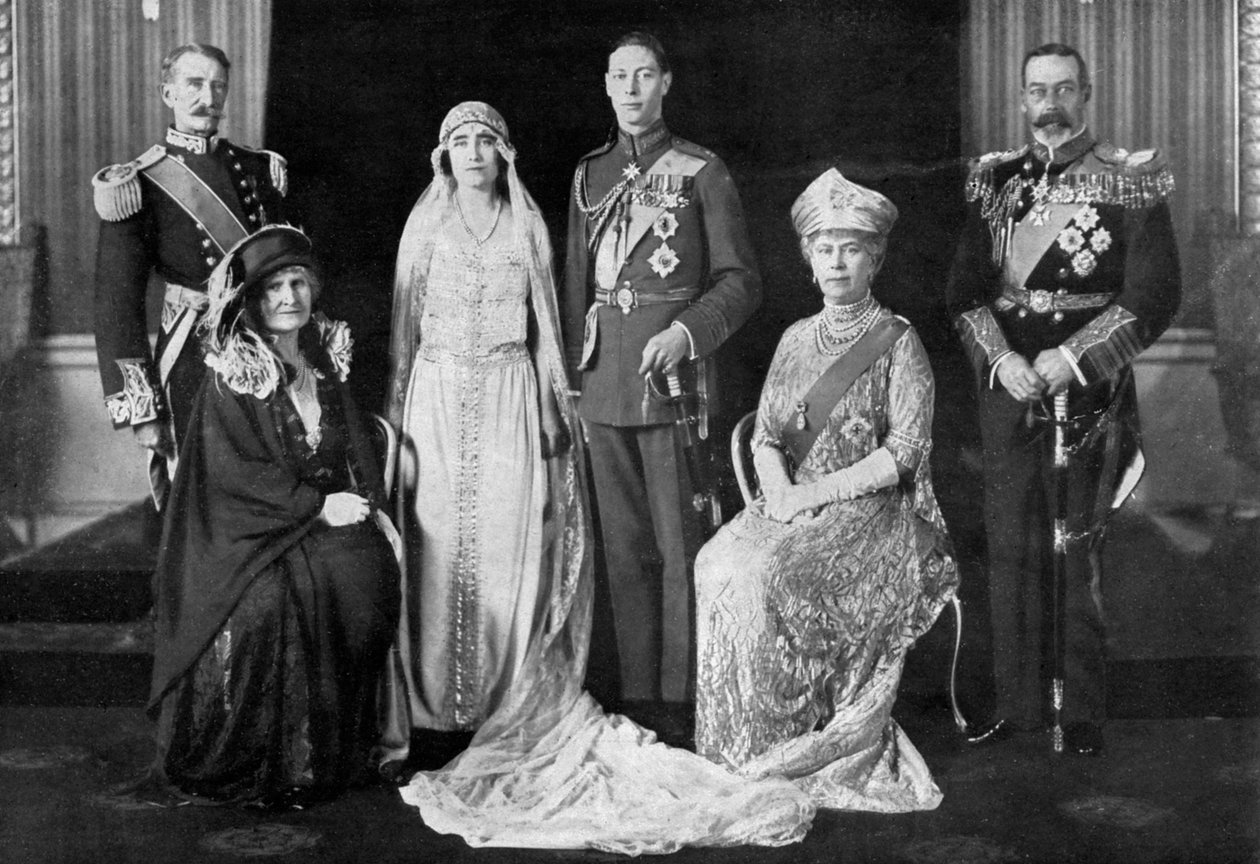The Wedding of the Duke of York and Lady Elizabeth Bowes-Lyon by Unbekannt