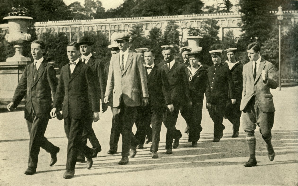 Training recruits in the Royal Naval Volunteer Reserve, First World War, 1914 by Unbekannt