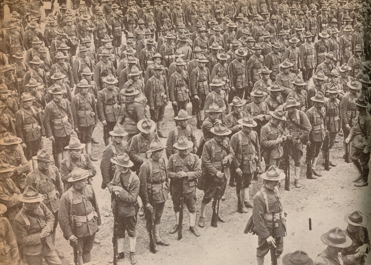 United States Troops on Parade Before Their March Through London on August 15, 1917 by Unbekannt