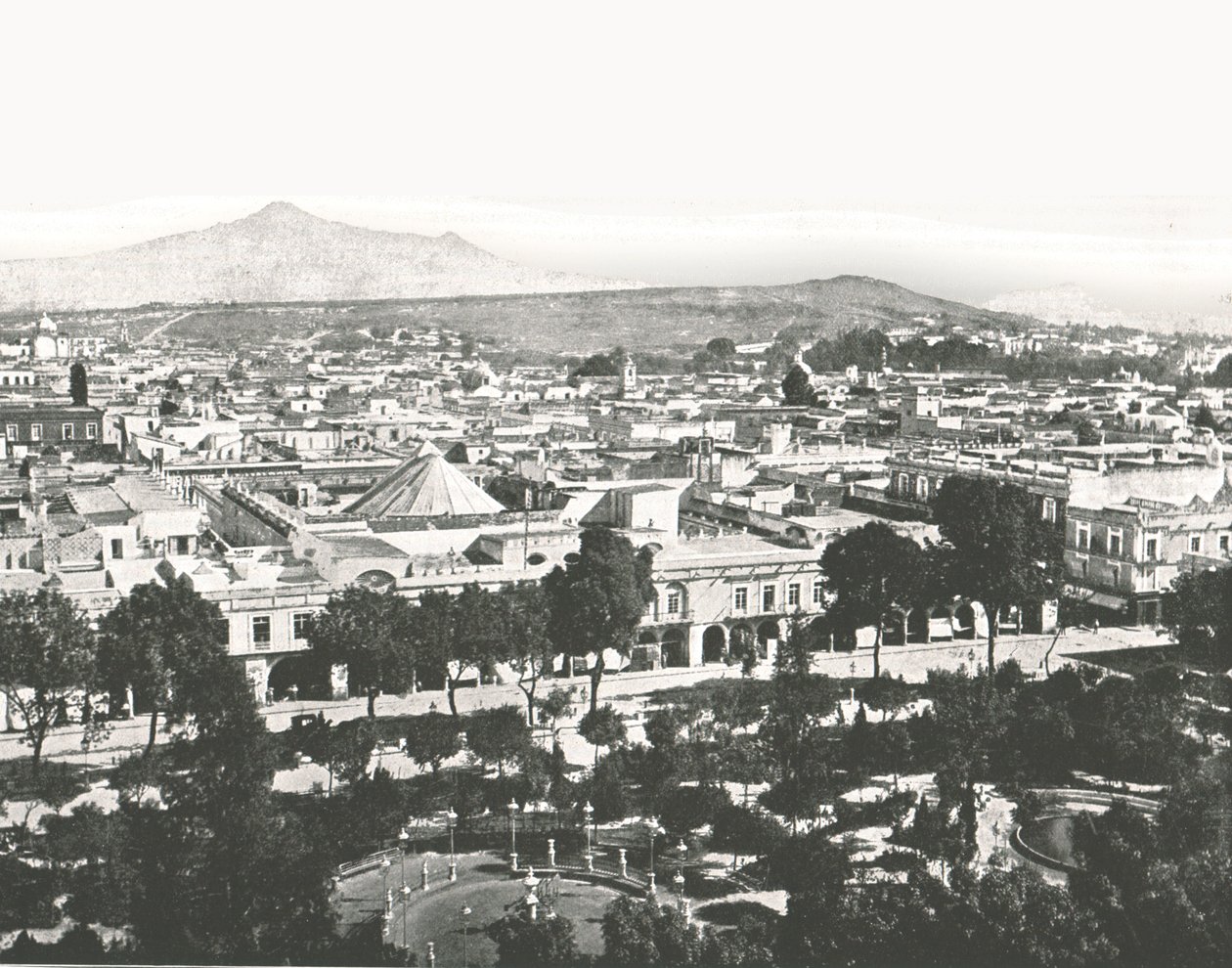 View from the cathedral, Puebla, Mexico by Unbekannt