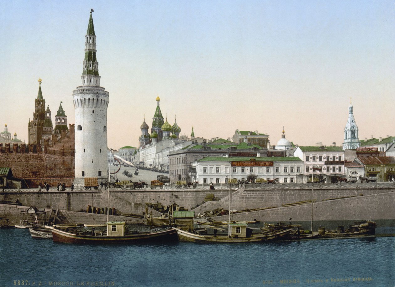 View of the St Basils Slope, Seen from the Moskva River, Moscow, Russia, c1890-c1905 by Unbekannt
