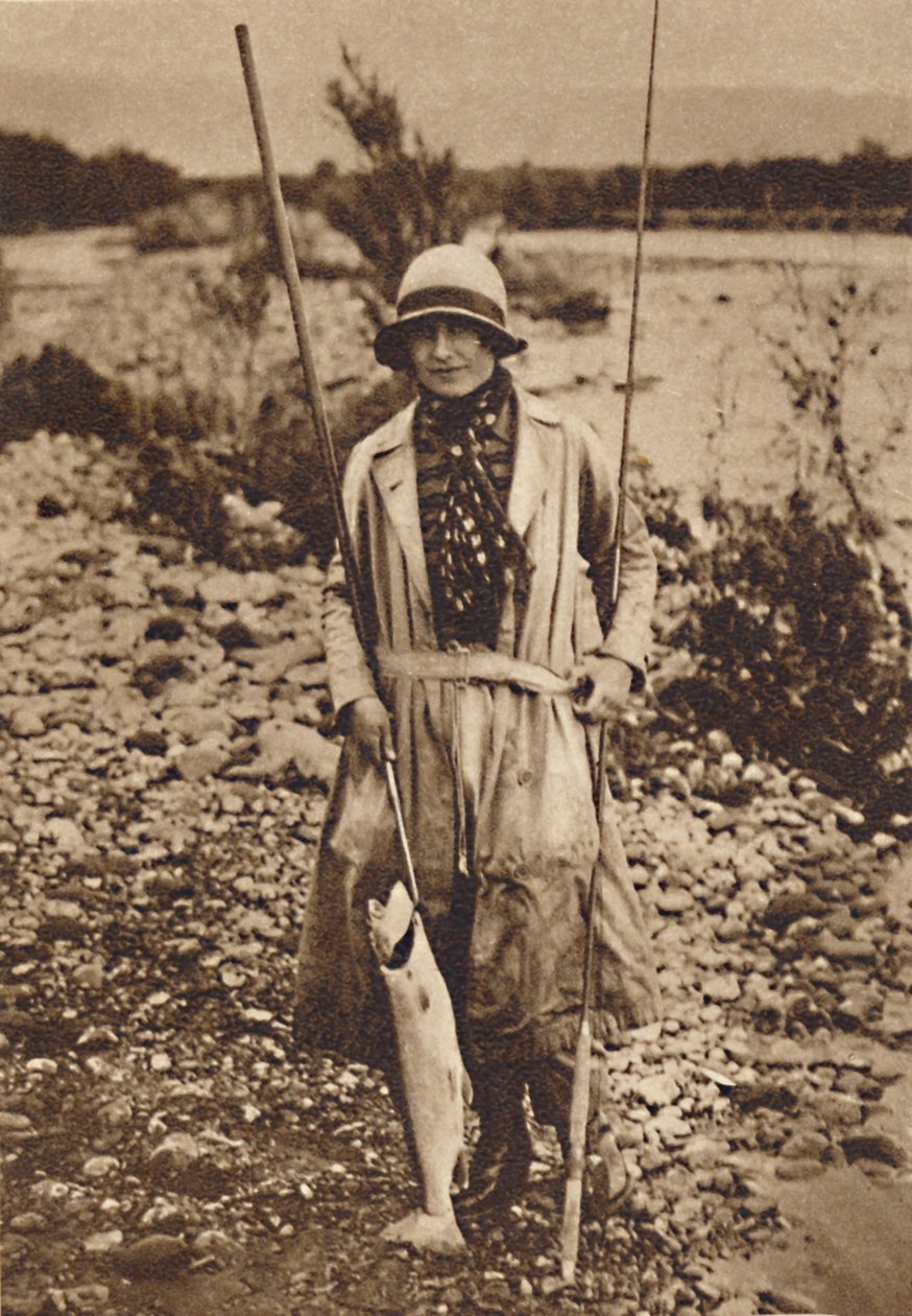 With a catch at Tokanu, New Zealand, c1927 by Unbekannt