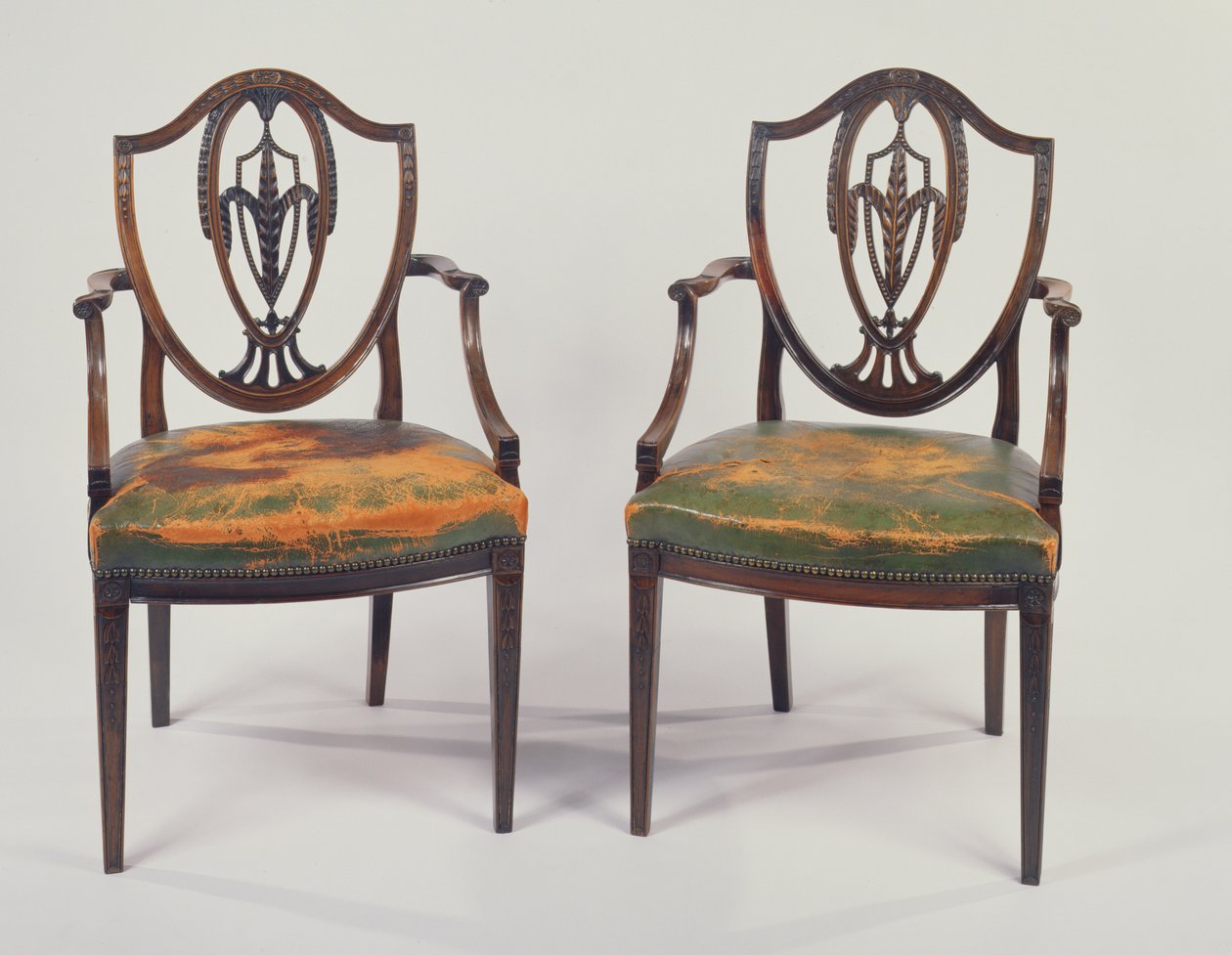 George Hepplewhite Furniture Pair Of George III Rosewood Dining