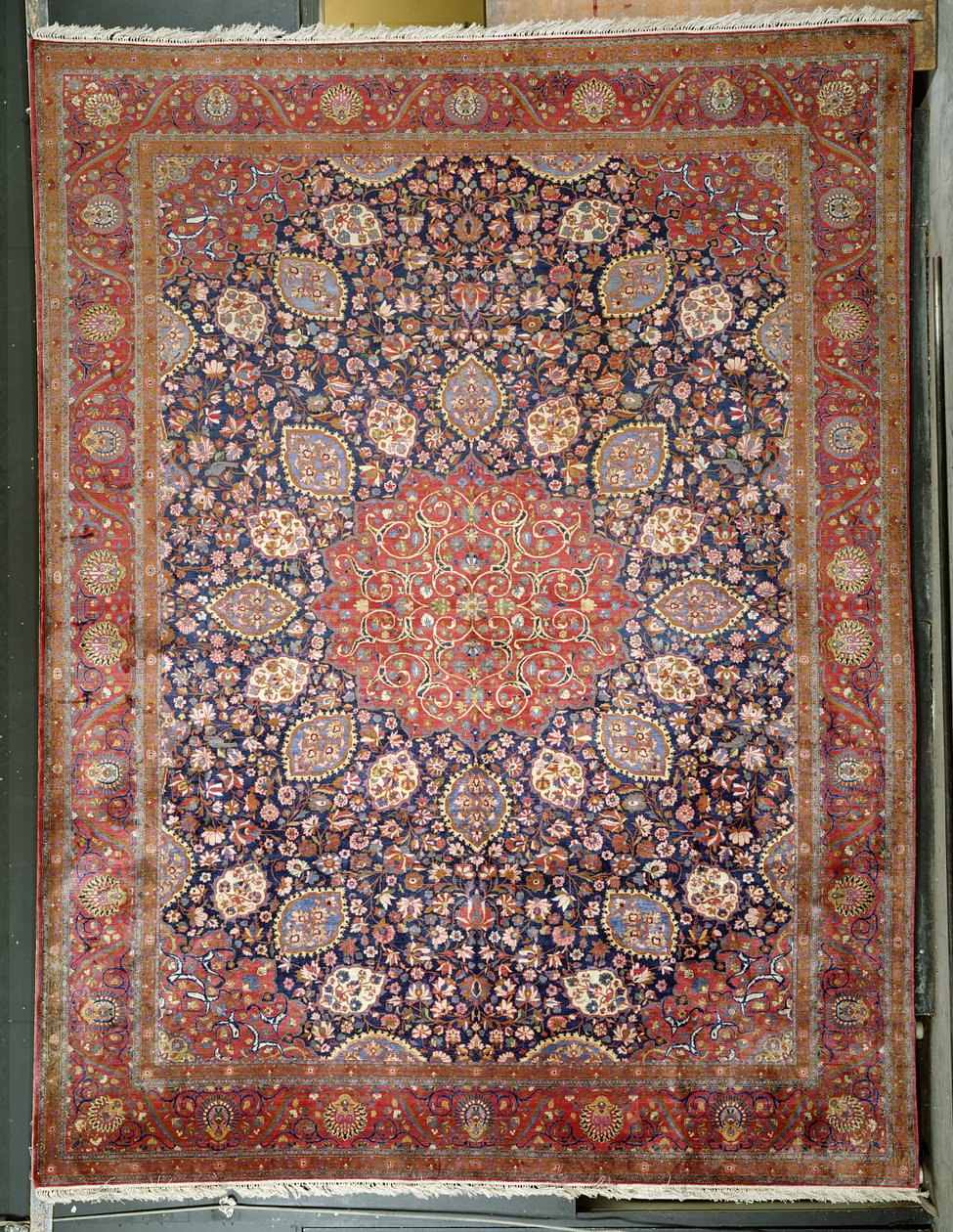 Antique silk carpet, Kashmiri by Unbekannt