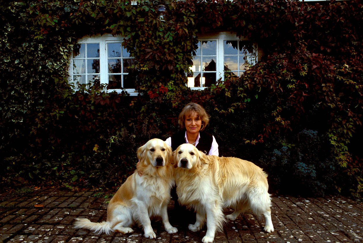 Babe Walters in her house in Dorchester, England in October 2004 by Unbekannt