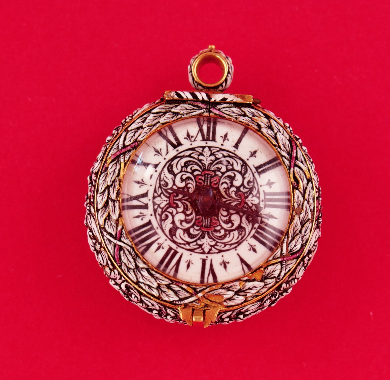 French Pocket Watch with Gold Case Enamelled in Relief with White Flowers and Foliage with Black Markings, by Goullons, c.1650 by Unbekannt