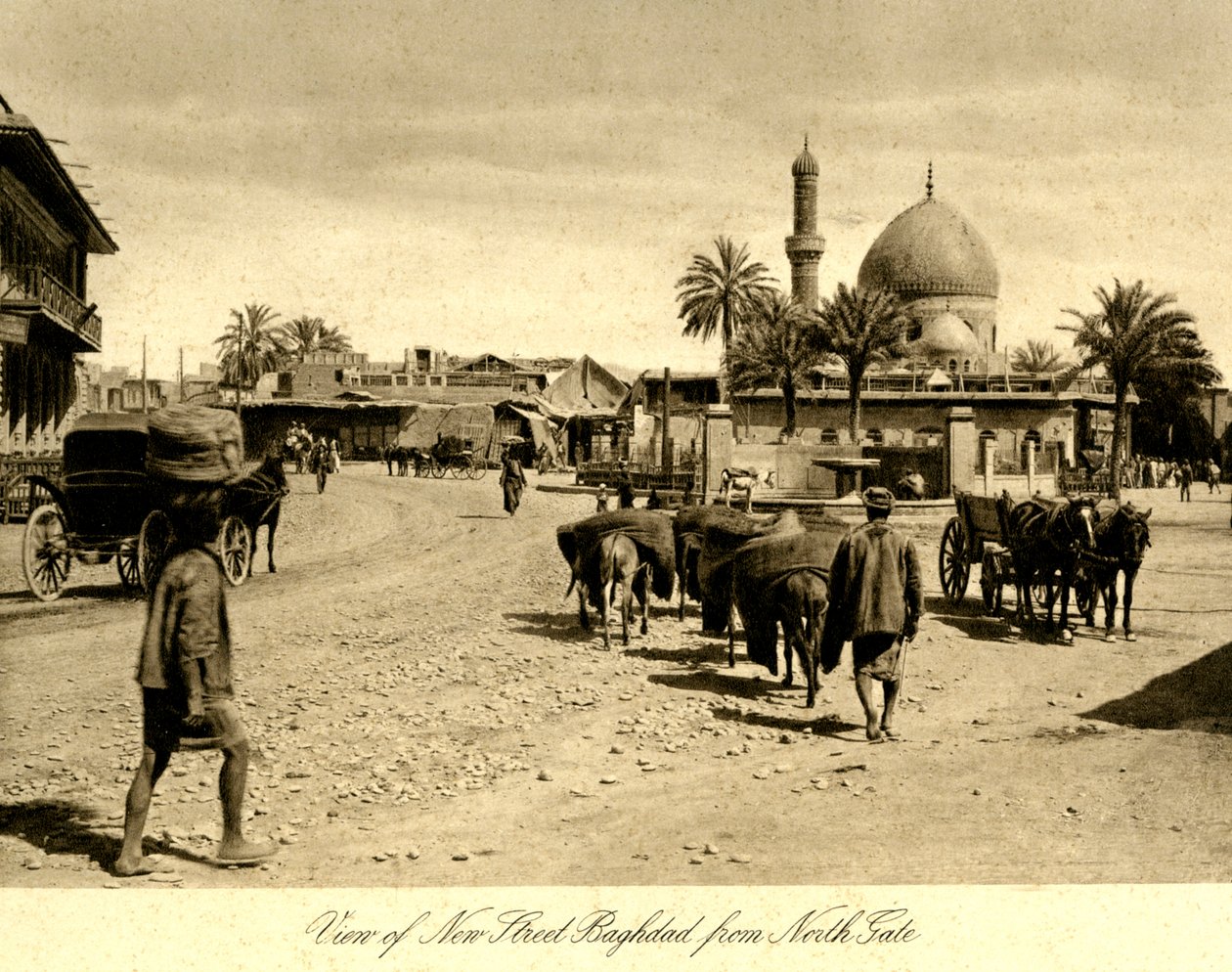Iraq - View of New Street Baghdad from North Gate by Unbekannter Künstler