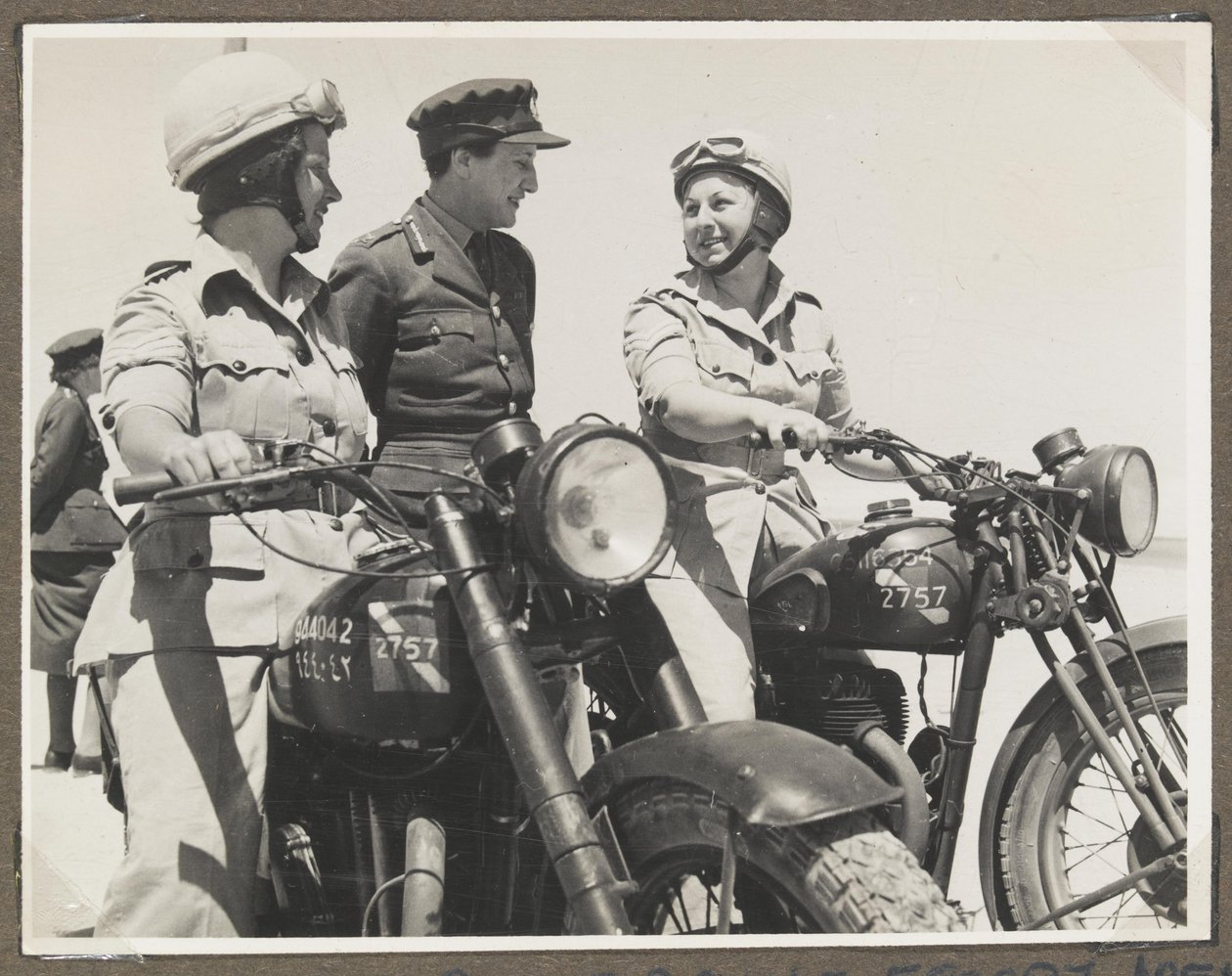 Photograph from an album containing 65 photographs relating to the Auxiliary Territorial Service and British Forces in the Middle East by Unbekannt