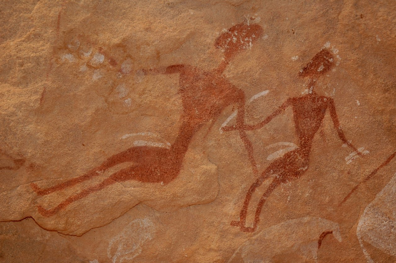 Rock art, Prehistory: Detail of a rock painting of two characters in an ornate shelter, in the Uweinat massif, Egypt (Period from 8000 to 3000 years BC). Photography by Unbekannt