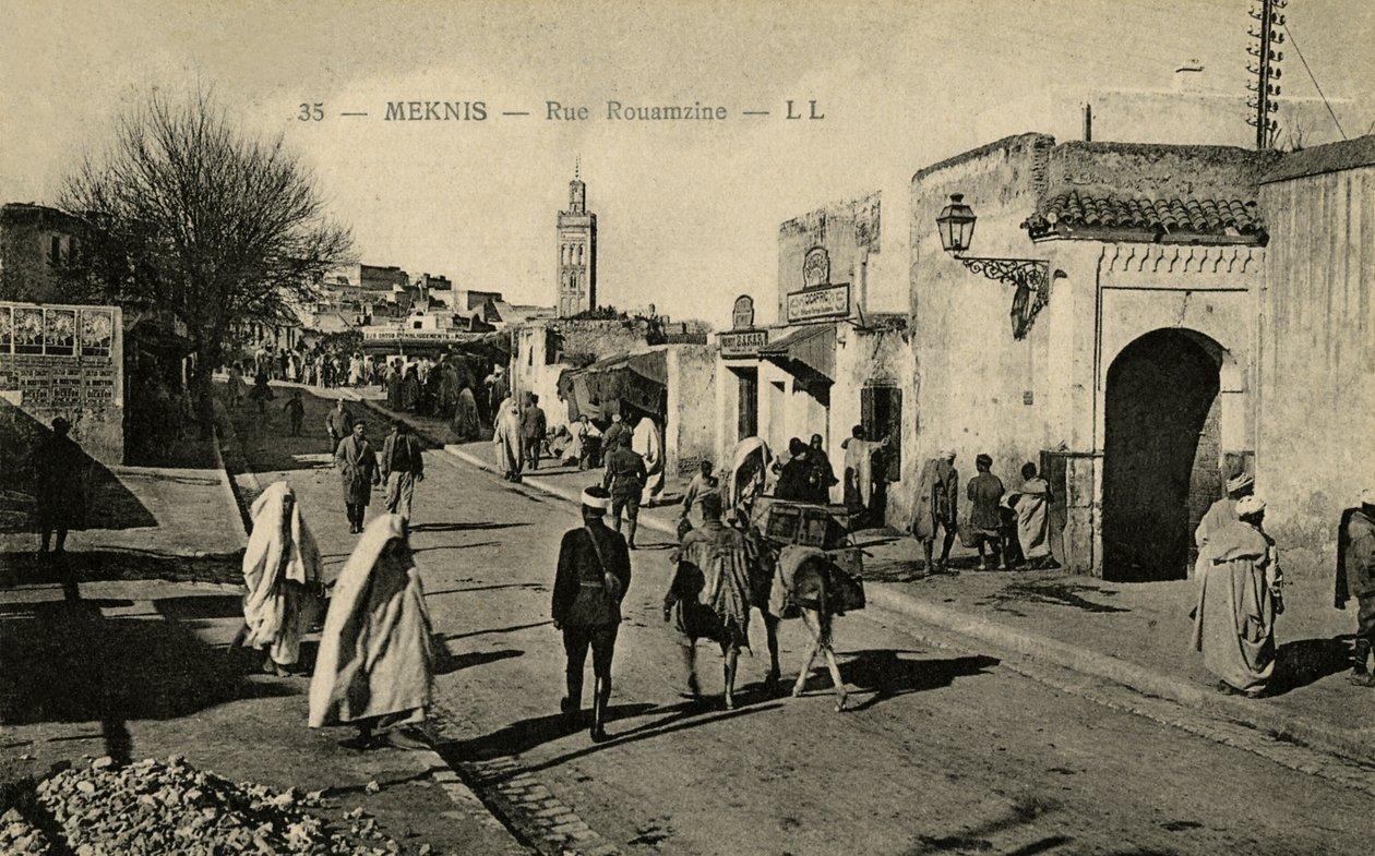 Rue Rouamzine in Meknes, Morocco by Unbekannter Künstler