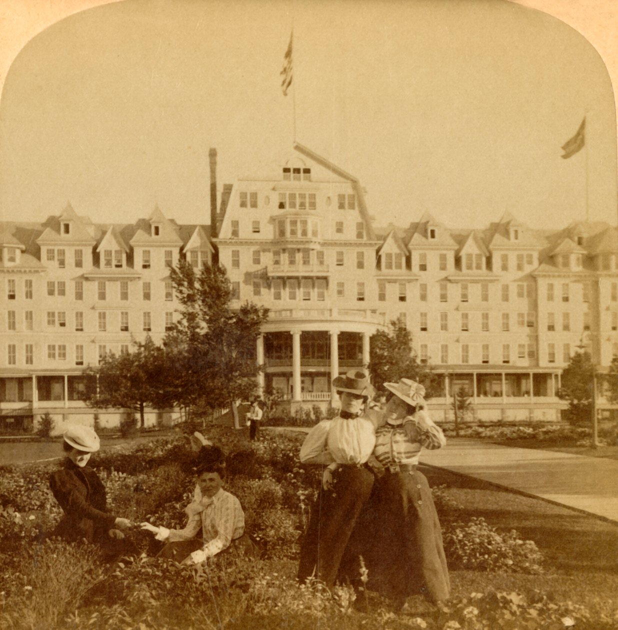 In the Beautiful Grounds of the Frontenac Hotel, Round Island, Thousand Islands by Underwood and Underwood