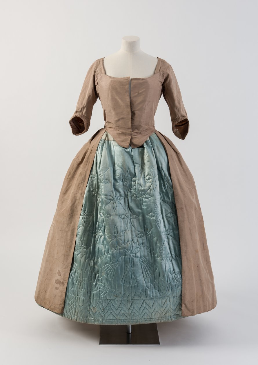 Blue quilted silk petticoat with thistle design, 1740s by Unbekannt Unbekannt