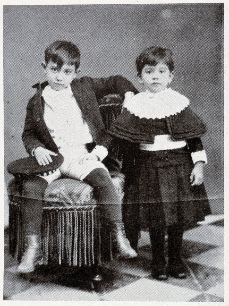 Pablo Picasso at the Age of Seven and His Sister - in Picasso, Iconographic Documents by Sabartes by Unknown photographer