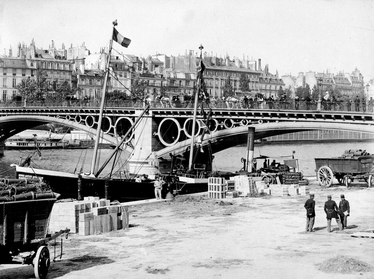 Paris: The Carrousel Bridge and the Docks by Unknown photographer