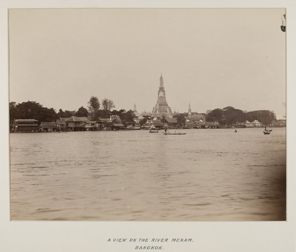 Photograph in Photograph Album by Unknown photographer