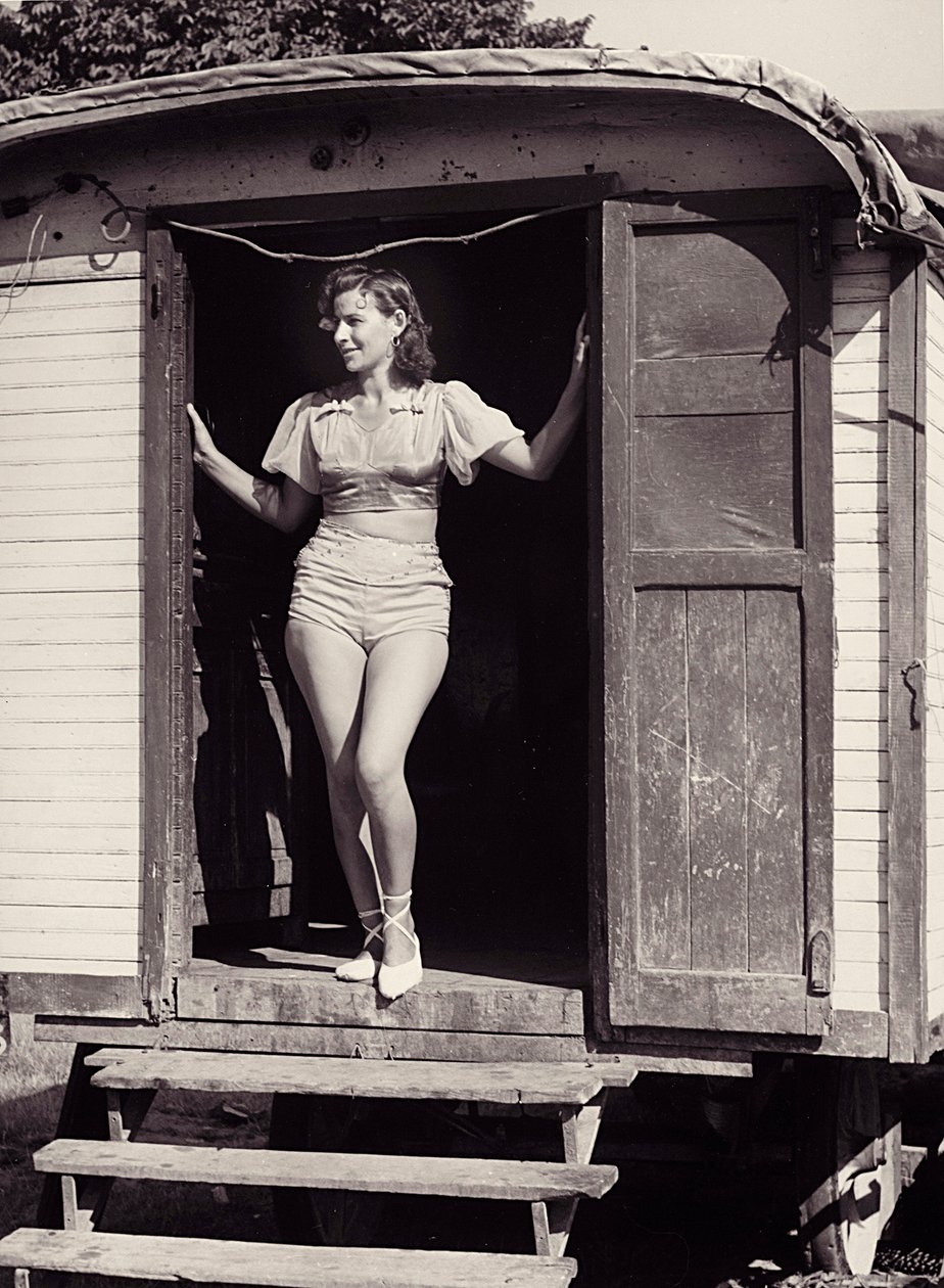 Young woman on a circus carriage by Vincenzo Balocchi