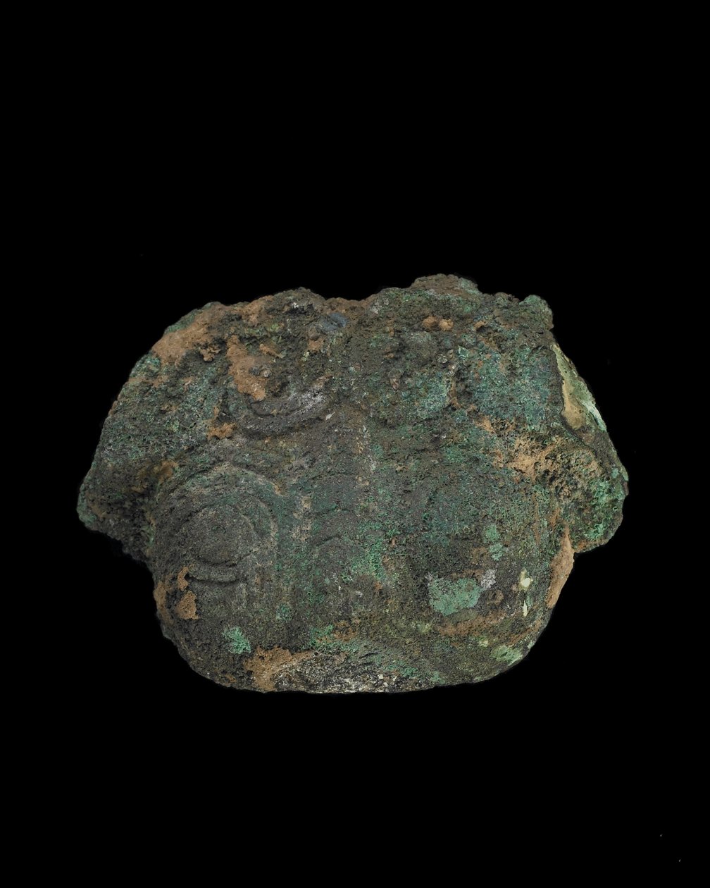 Ornament: grotesque animal mask by Western Zhou Dynasty Chinese School