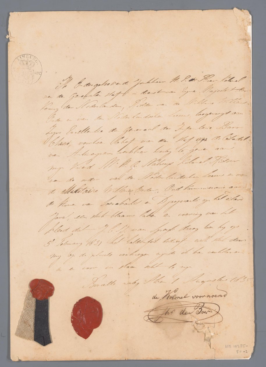 Piece of cloth from the uniform coat of J.C.J. van Speyk with attached provenance certificates by jonkheer H. E. de Boer