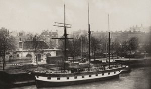 The Friend Ship, Charing Cross Pier