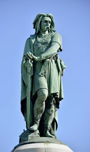 Colossal statue of Vercingetorix