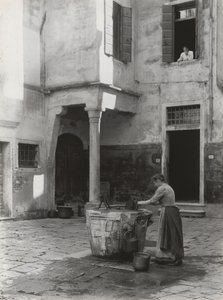 A Venetian Well