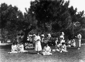 Villa Rosa Maltoni Mussolini: female students during an outdoor lesson by Fratelli Alinari