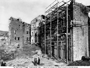World War II: Damage caused by the bombing between the Church of Santo Stefano al Ponte and the Girolami Tower, in Florence. This photograph was formerly part of the Brogi Collection, but now belongs to the Alinari Collection