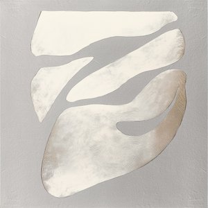 Neutral Flowing Forms by Alma