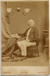 Horace Greeley (1811-72), US politician and newspaper editor