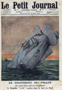 First World War 1914-1918. On the return of a raid on England, the Zeppelin L-19 of the German Air Force failed in the North Sea. In Le Petite Journal, on 27/02/1916. Private Collection
