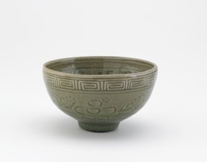 Serving Bowl in Style of Longquan Ware by Aoki (attr. to) Mokubei