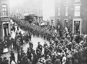 The last quota of the 1st Division Artillery, AIF, leaving the town to entrain at Charleroi to begin their journey home, Chatelineau, Belgium, 26 November 1919
