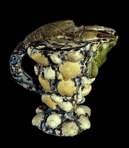 Rustic Aquamarine with Ceramic Decorated with Shells by Bernard Palissy