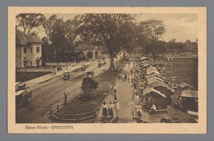 Pasar Baroe-Bandoeng by Boekhandel Visser and Co.
