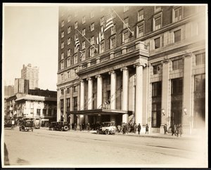 Main entrance of the Hotel Pennsylvania, 7th Avenue and 32nd Street, New York, 1919