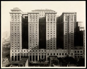 View of the south side of the Hotel Pennsylvania, 7th Avenue and 32nd Street, New York, 1919