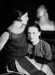 Portrait of Wanda and Marion Wulz, Trieste