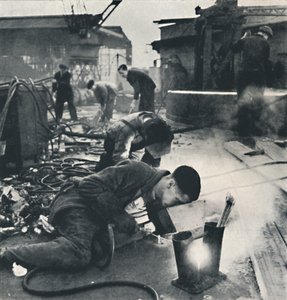 Riveting by Cecil Beaton