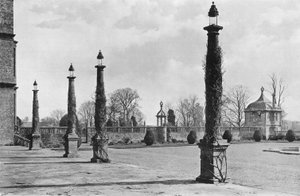 Eastern Forecourt