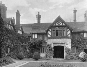 North Front: Inside the Quadrangle