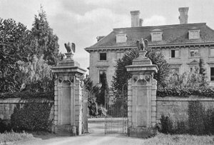 Thorpe Hall Entrance