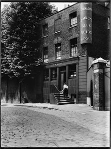 The Grenadier, Wilton Row, Belgravia, City of Westminster, Greater London Authority