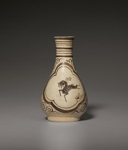 A small painted Jizhou vase, Southern Song-Yuan Dynasty