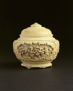 Box and cover by Chinese School